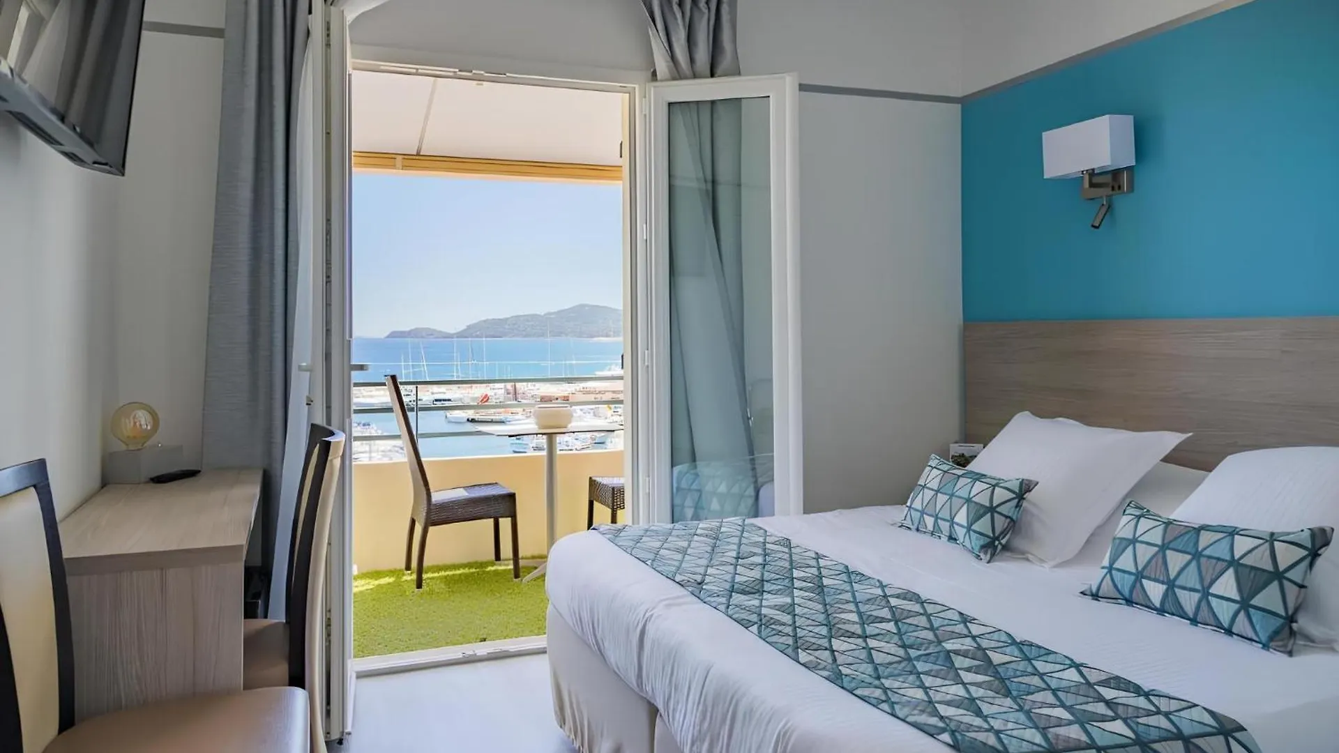 Hotel Le Rabelais Le Lavandou