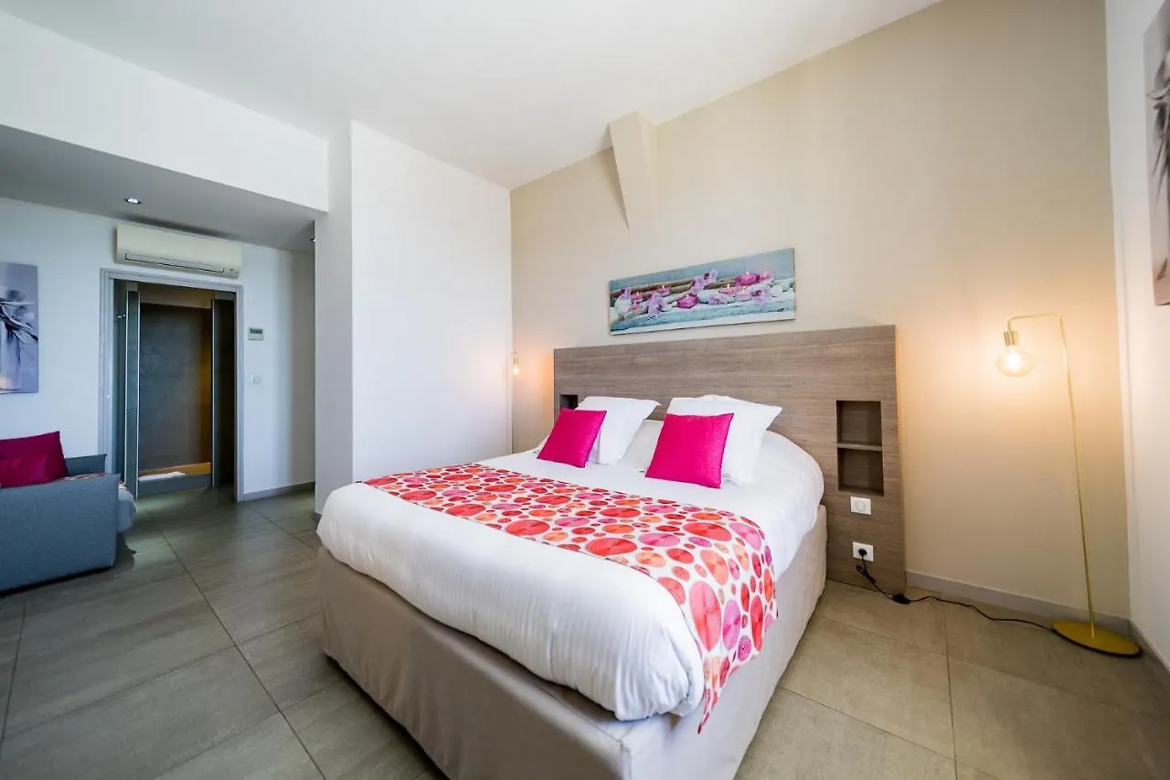 Hotel Le Rabelais Le Lavandou
