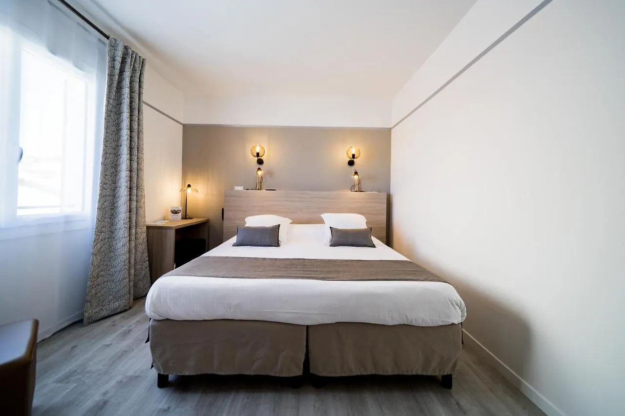 Hotel Le Rabelais Le Lavandou 3*,