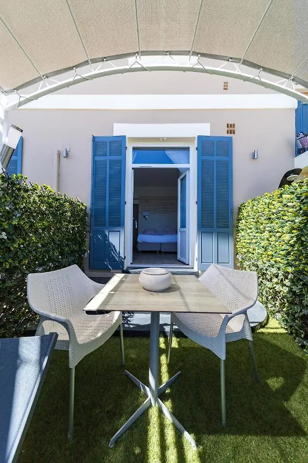 Hotel Le Rabelais Le Lavandou